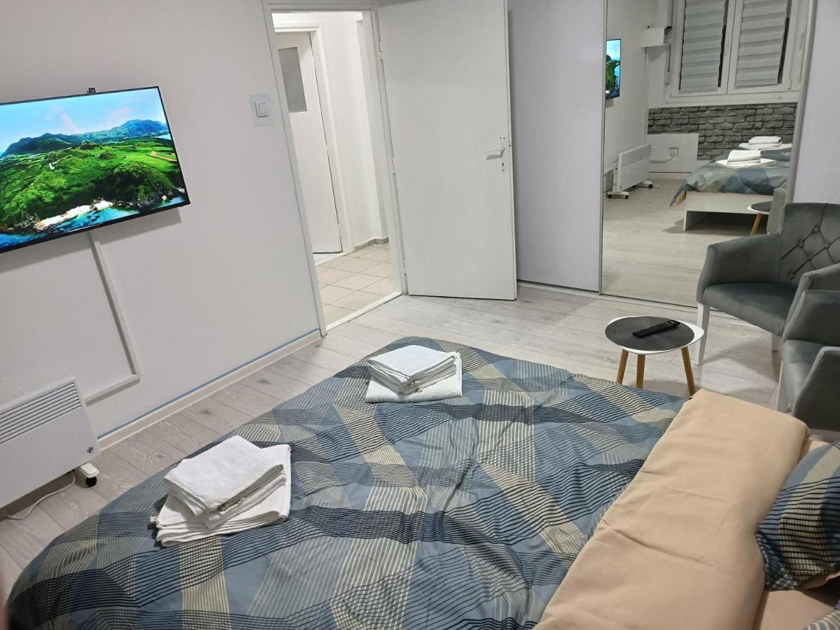 Savska - Apartment Sajmiste Bagian luar foto